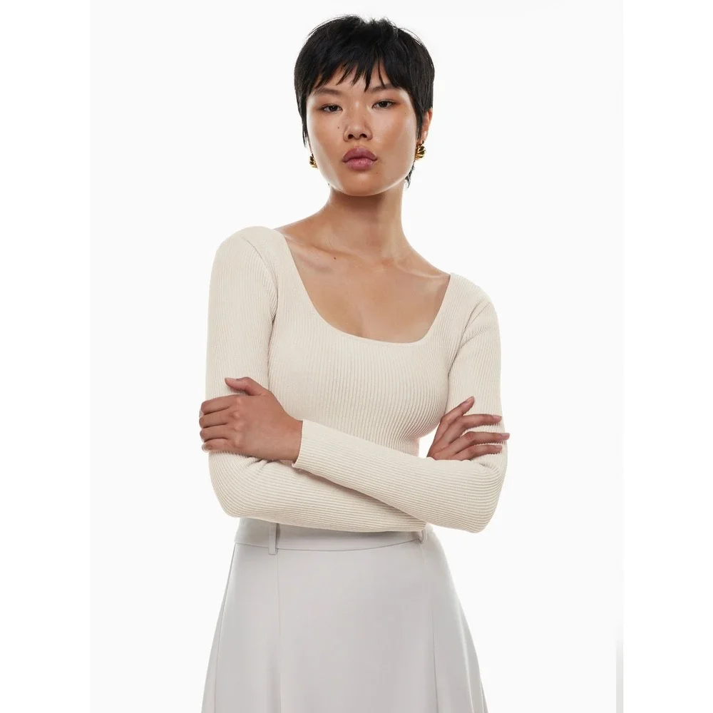 Aritzia Babaton Cream Sculpt Knit Long Sleeve Size XS Sculpt Cropped Square Neck
